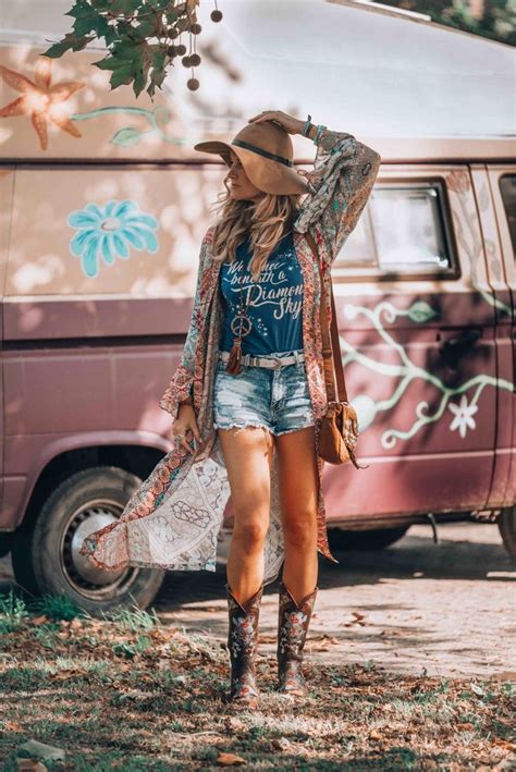 Boho Vibes - cowboy boot outfit ideas